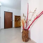 Fragola Apartment