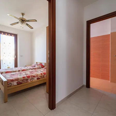 Apartment Fragola *