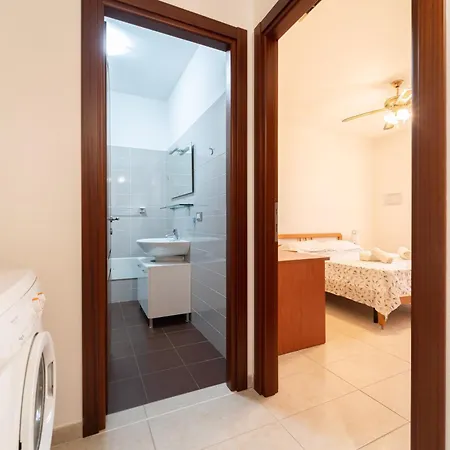 Apartment Fragola *