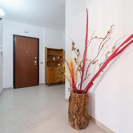 Fragola Apartment